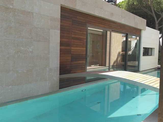 Santa barbara cream limestone pool